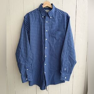 L.L. Bean Blue & White Button Down Long Sleeve Shirt